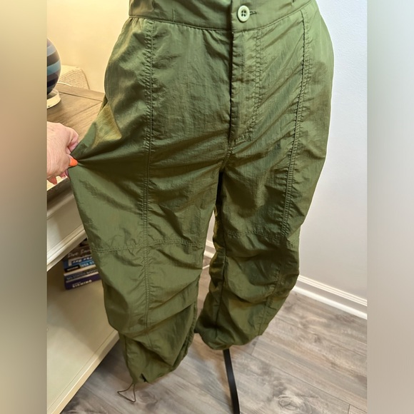 Mimosa Pants - Mimosa Green Parachute Pants - Size M